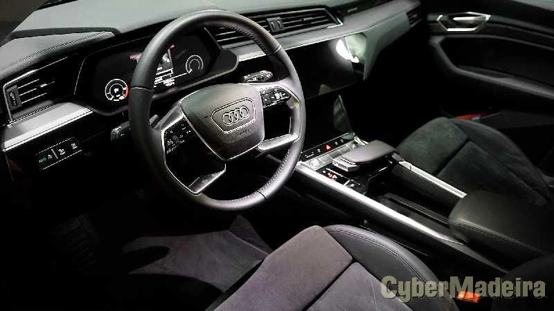 AUDI Q5 E-Tron 50 Business Eléctrico
