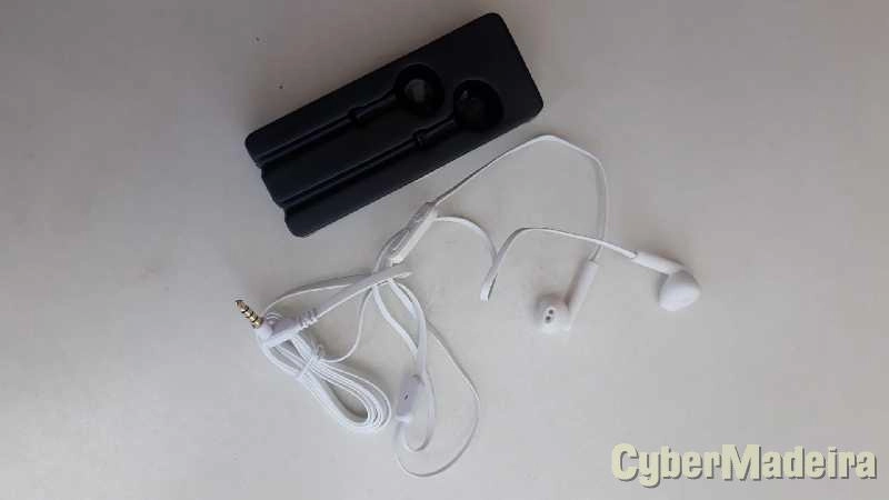Auriculares Urbanista San Francisco