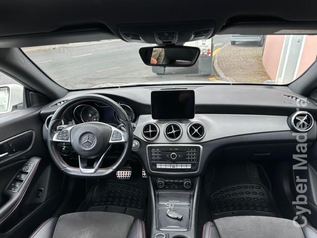 MERCEDES CLA 220 CDI AMG Line Automático - 09/2017 Gasóleo