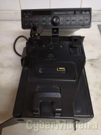Rádio com caixa de 6 CD original da Audi (A3)