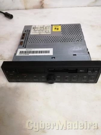 Rádio com caixa de 6 CD original da Audi (A3)