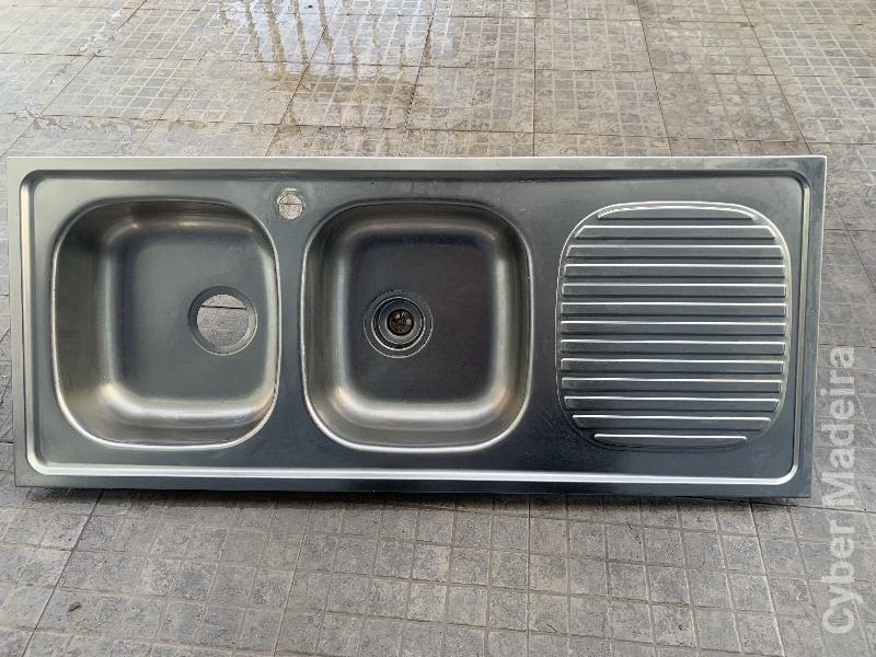 Vendo pia RODI inox de duas cubas, usada