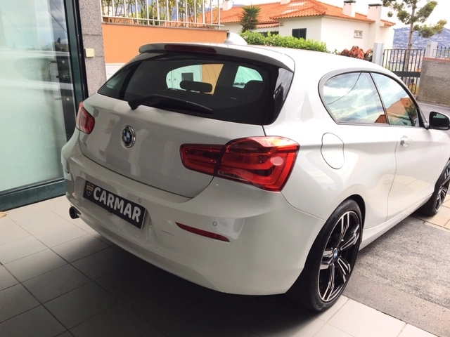 BMW Serie 1 118 D - Sport - Cx Automática 8 Velocidades - 150 CV Gasóleo