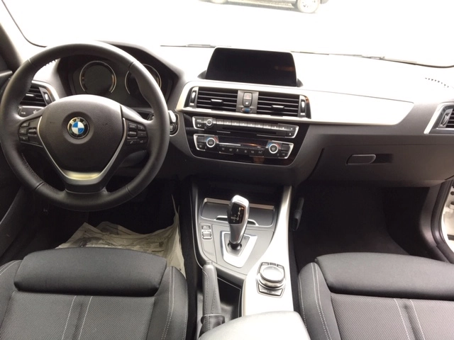 BMW Serie 1 118 D - Sport - Cx Automática 8 Velocidades - 150 CV Gasóleo