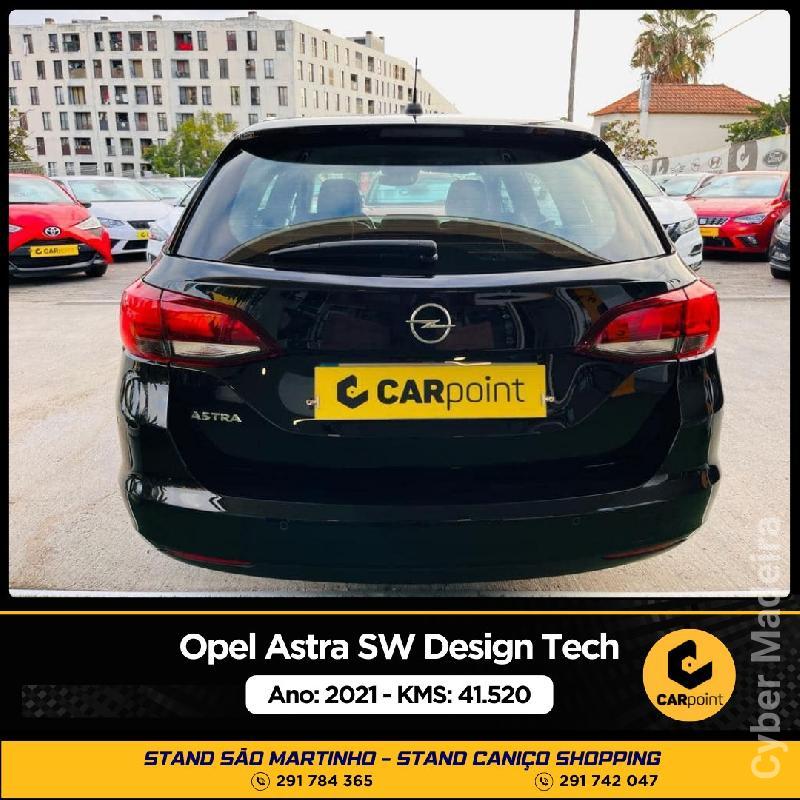 OPEL ASTRA SW Design Tech : 1.2cc 130cv Gasolina 