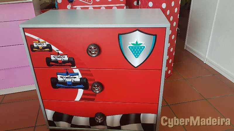 Cómoda "Racer"