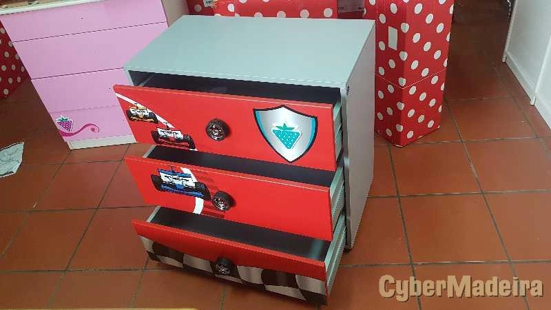 Cómoda "Racer"