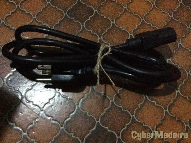 Cabo alimentação NEMA 5-15 Macho IEC C13 femea