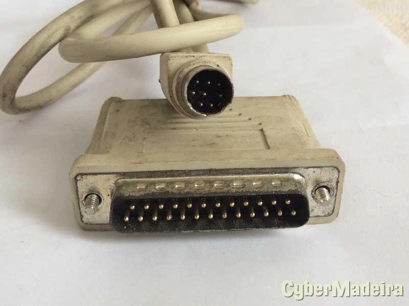 Cabo Apple IEC M1529 Mini DIN 8 para DB25 macho