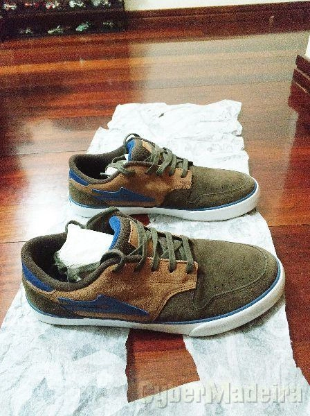 Sapatilhas Lakai Novas 44
