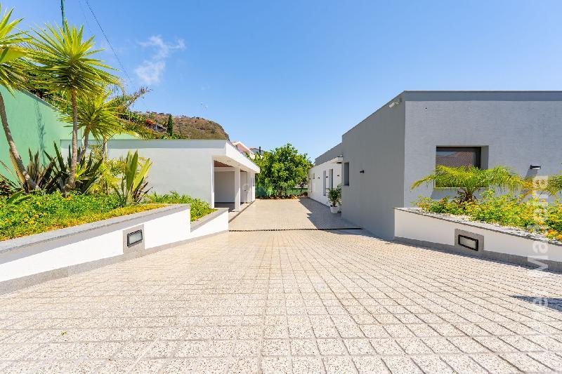 Moradia T3 para Venda Arco da Calheta, Corujeira