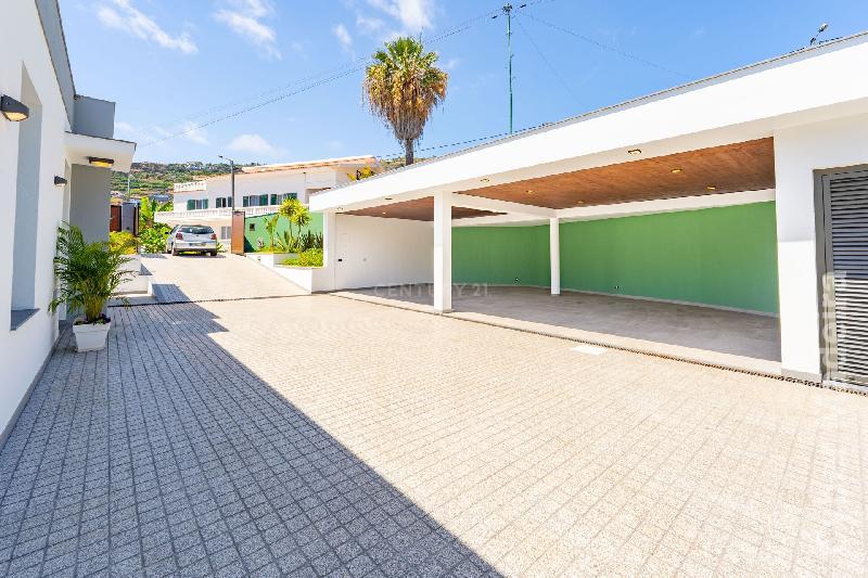 Moradia T3 para Venda Arco da Calheta, Corujeira