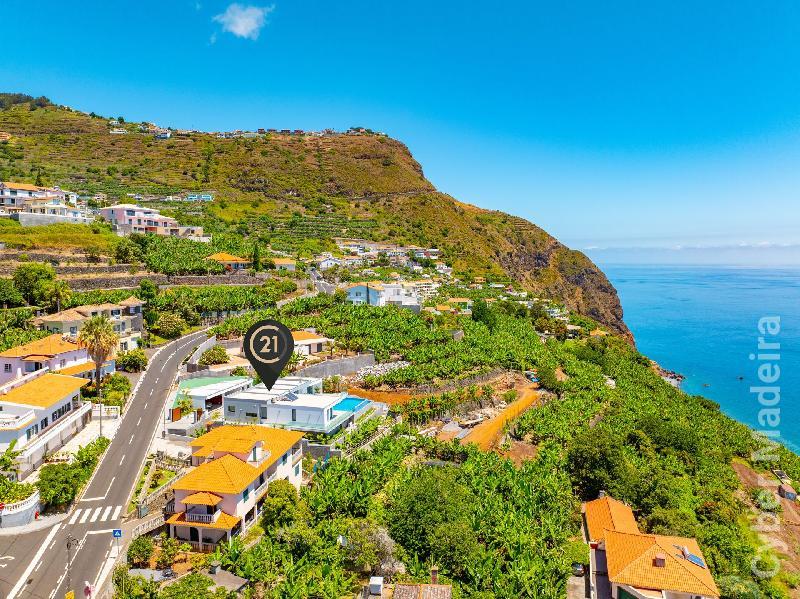 Moradia T3 para Venda Arco da Calheta, Corujeira