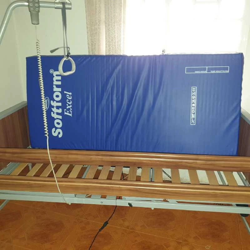 Cama articulada com colchão