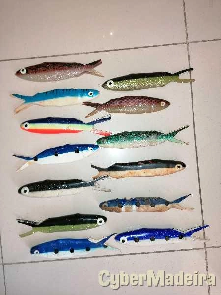 Cavalas e lulas pesca atum 