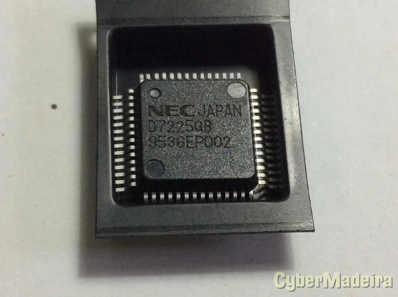 Circuito integrado D7225GB , uPD7225GB , QFP56