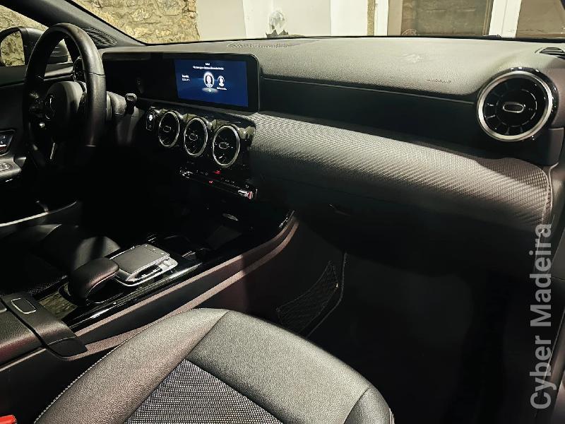 MERCEDES CLA 180D SHB AUTOMATICO NOVO MODELO Gasóleo