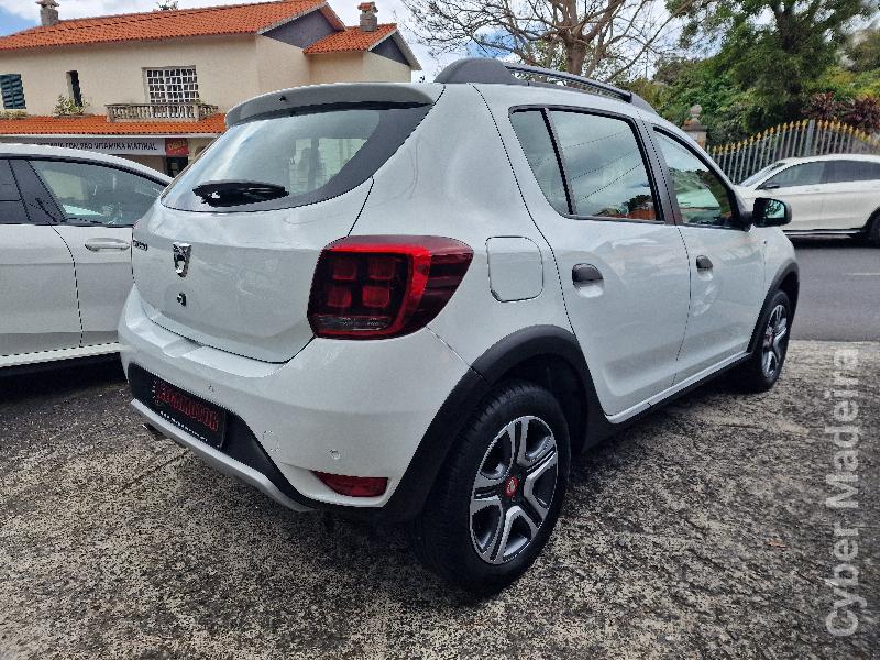 DACIA SANDERO STEPWAY 0.9 TCE COMFORT Gasolina