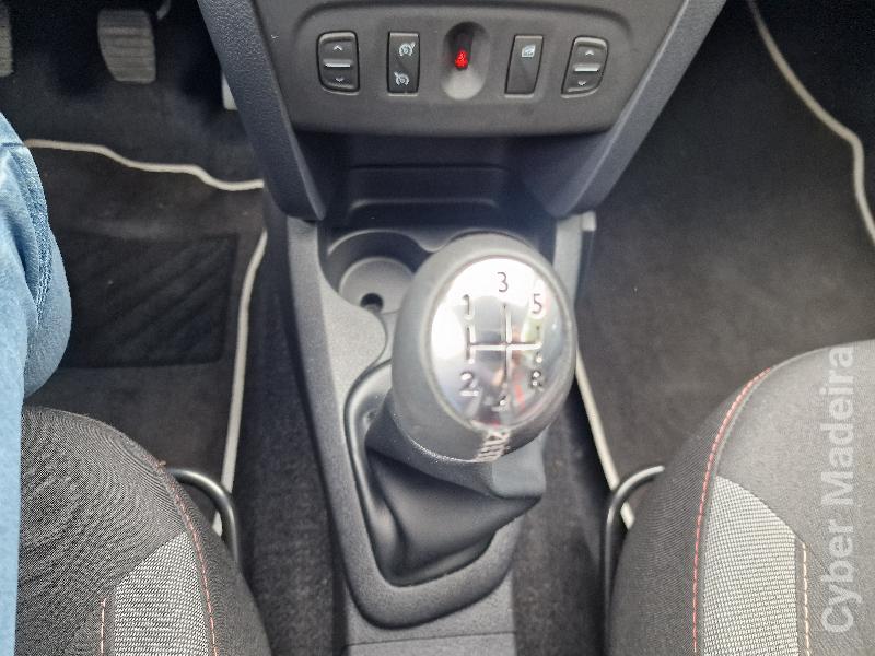 DACIA SANDERO STEPWAY 0.9 TCE COMFORT Gasolina