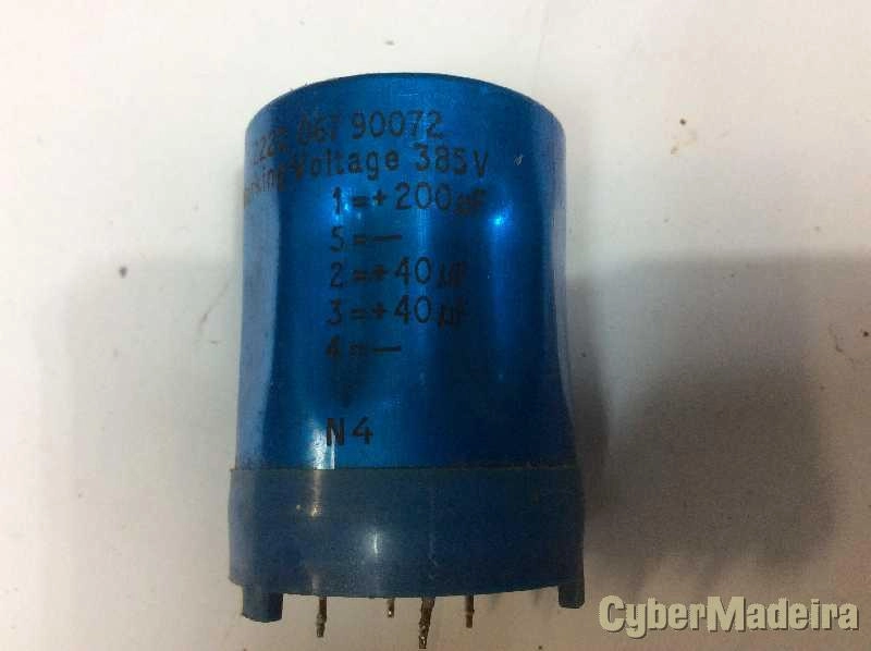 Condensador eletrolitico  200uF + 40uF + 40uF 385V