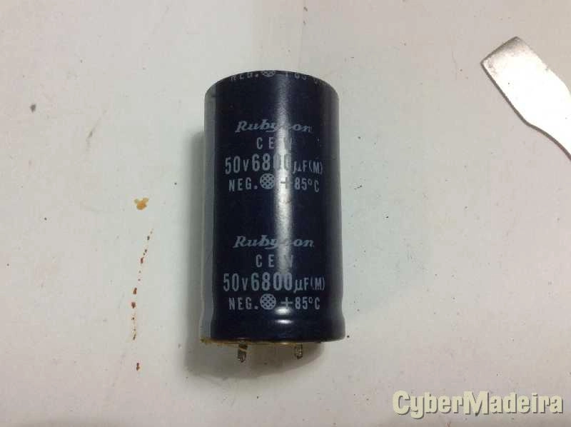 Condensador eletrolitico 6800uF 50V 85C