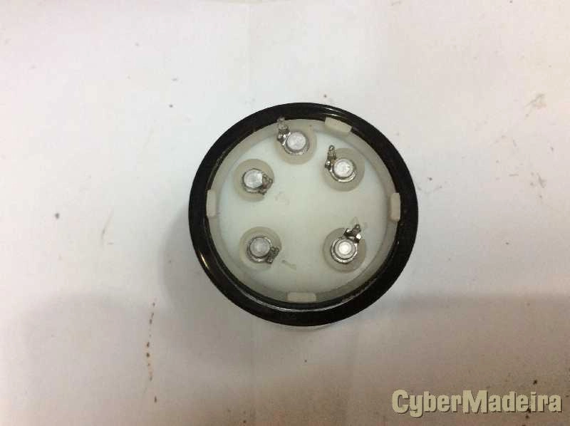 Condensador eletrolitico Siemens B43306-S0477-M4   470uF 385V