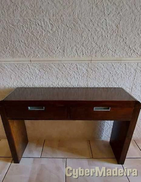 Consola - Marca 'Moveis Nairobi'