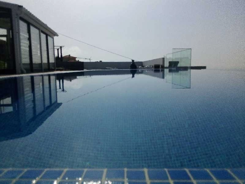 Construção E reparação de piscinas