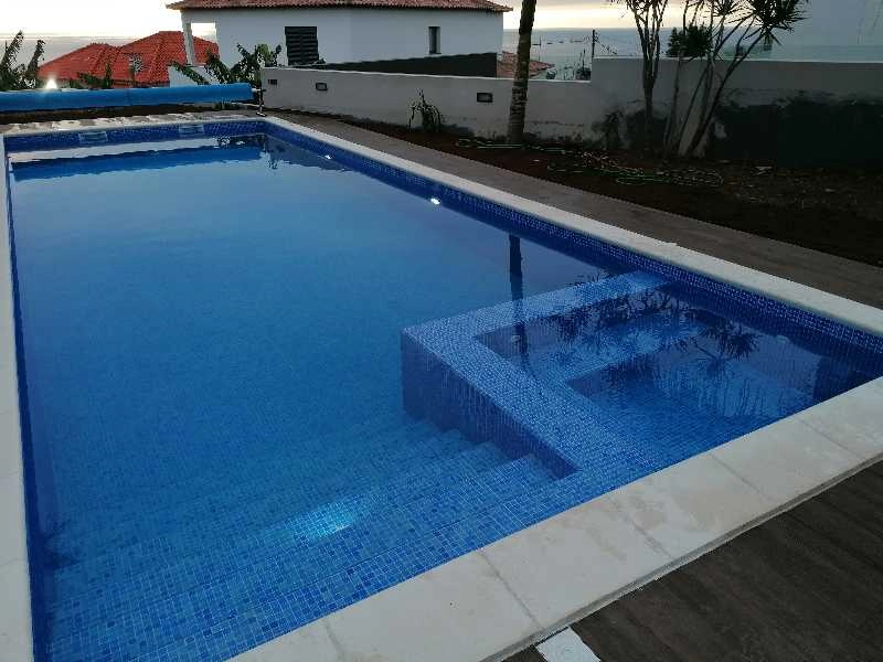 Construção E reparação de piscinas