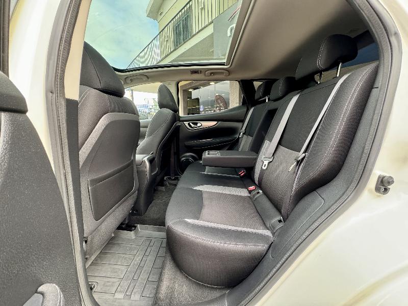 NISSAN QASHQAI N-Connecta 1.5 DCI 110cv Gasóleo