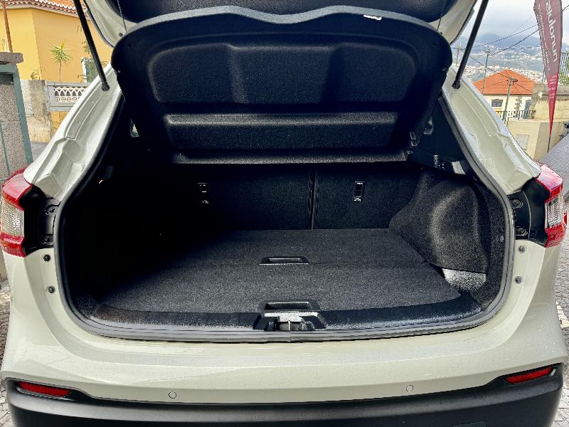NISSAN QASHQAI N-Connecta 1.5 DCI 110cv Gasóleo