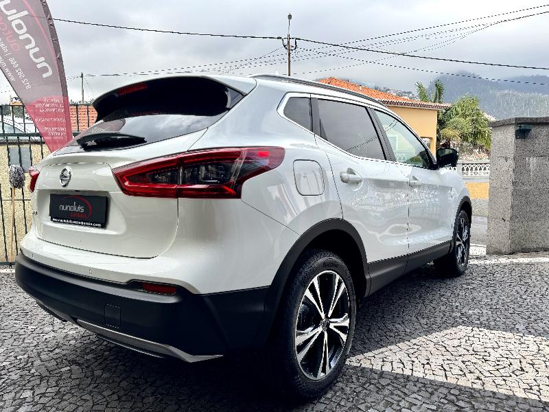 NISSAN QASHQAI N-Connecta 1.5 DCI 110cv Gasóleo