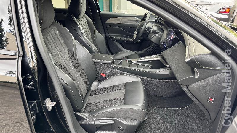 PEUGEOT 308 GT PACK 1.5 BLUE HDI EAT8 AUTOMÁTICO Gasóleo 