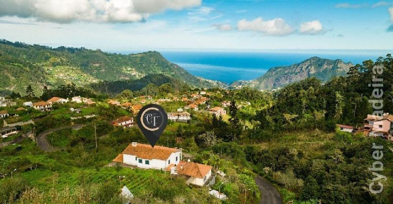 Moradia T5 para Venda São Roque do Faial, Fajã do Cedro Gordo
