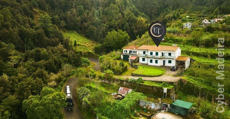 Moradia T5 para Venda São Roque do Faial, Fajã do Cedro Gordo