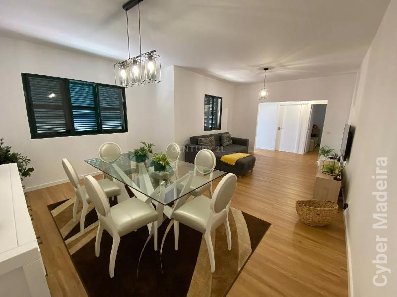 Moradia T3 para Venda São Roque, Penteada