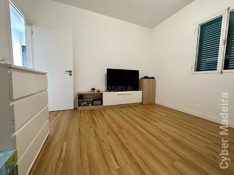Moradia T3 para Venda São Roque, Penteada