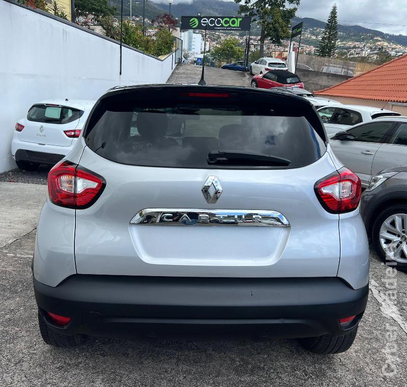 RENAULT CAPTUR 1.2 TCe 120 cv EDC - CAIXA AUTOMÁTICA Gasolina