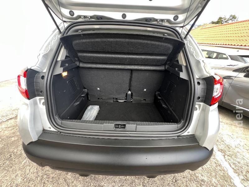RENAULT CAPTUR 1.2 TCe 120 cv EDC - CAIXA AUTOMÁTICA Gasolina