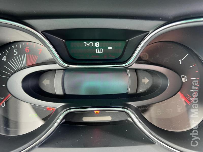 RENAULT CAPTUR 1.2 TCe 120 cv EDC - CAIXA AUTOMÁTICA Gasolina