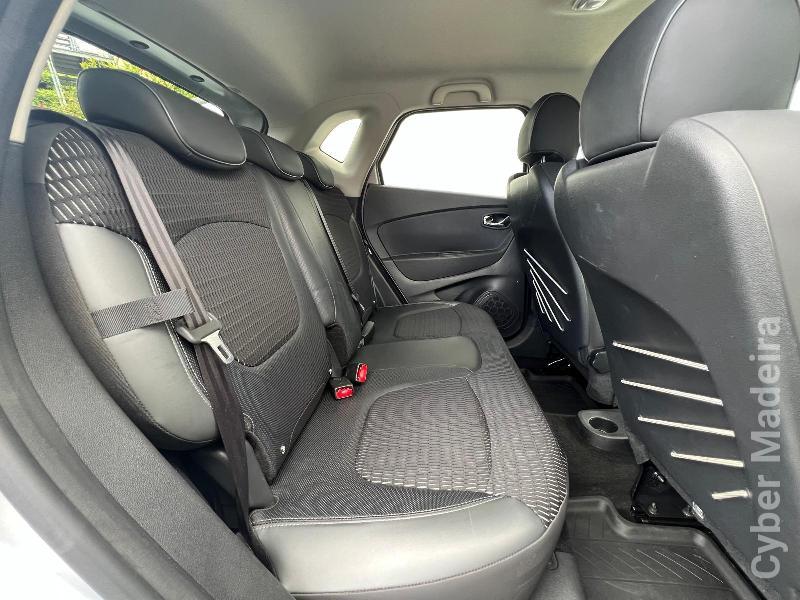 RENAULT CAPTUR 1.2 TCe 120 cv EDC - CAIXA AUTOMÁTICA Gasolina