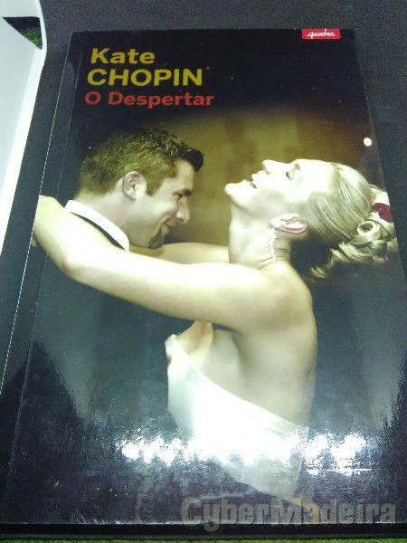 4-livros Novos, Obssesão,Beleza assassina,Intimo e perigoso, O despertar,A noite do teu aniversario,Doce Valentina