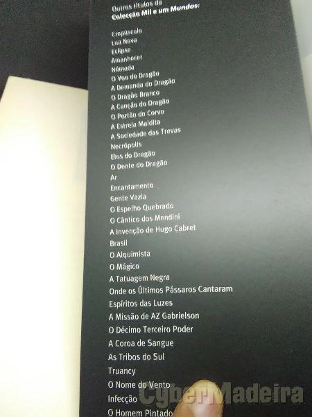 4-livros Novos, Apelo das Sombras,A cidade dos ossos,O protetor,