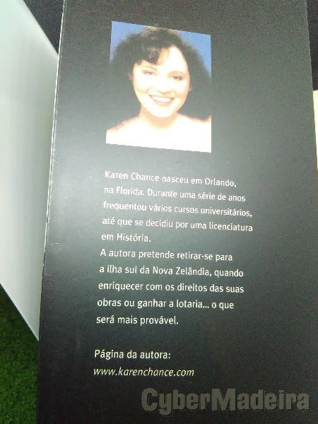 4-livros Novos, Apelo das Sombras,A cidade dos ossos,O protetor,