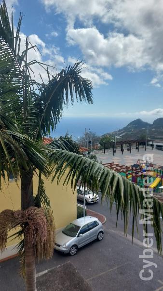 Apartamento T3 para Venda Estreito de Câmara de Lobos, Centro