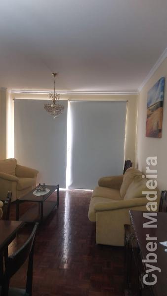 Apartamento T3 para Venda Estreito de Câmara de Lobos, Centro