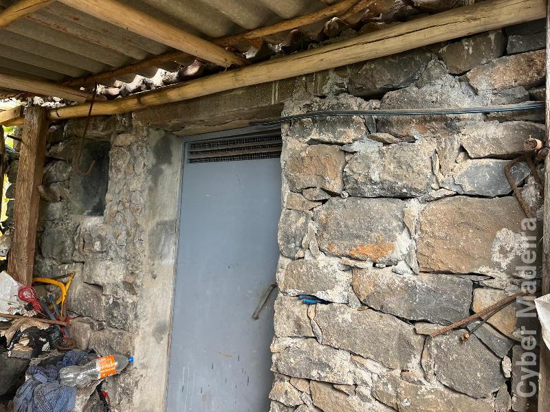Terreno T0 para Venda Canhas, Centro