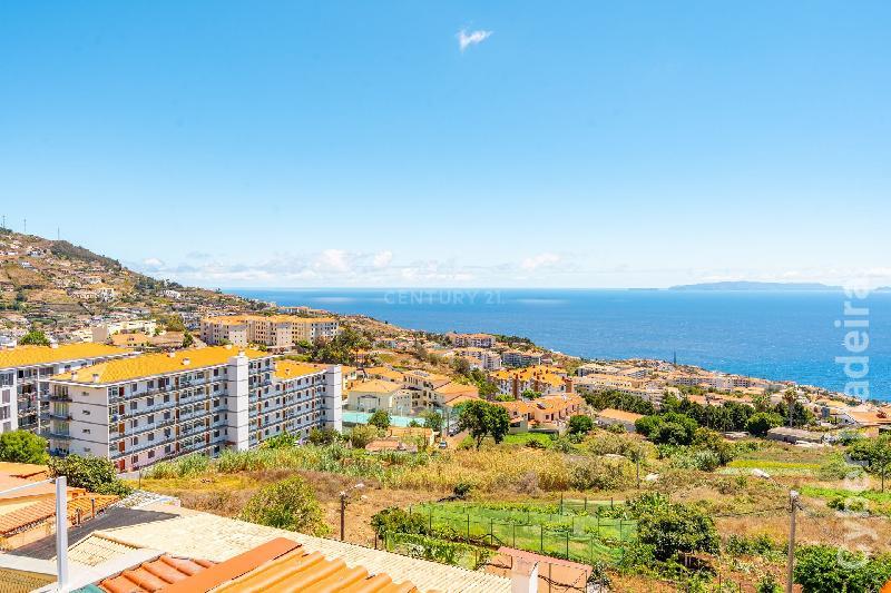 Moradia T3 para Venda Caniço, Centro