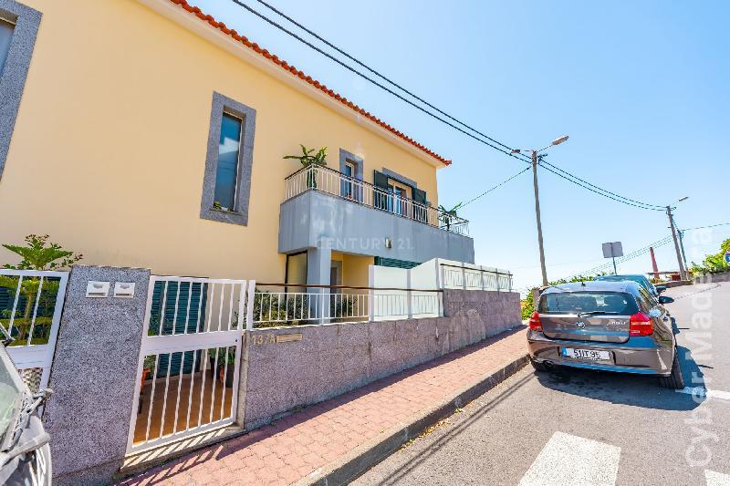 Moradia T3 para Venda Caniço, Centro