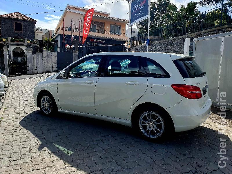 MERCEDES B 180 cdi Urban Gasóleo